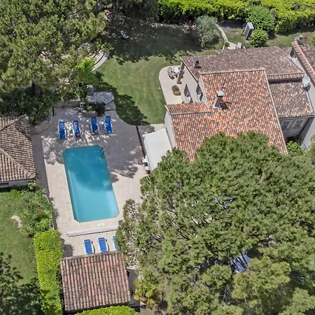 Le Grand Liodrey בית נופש *