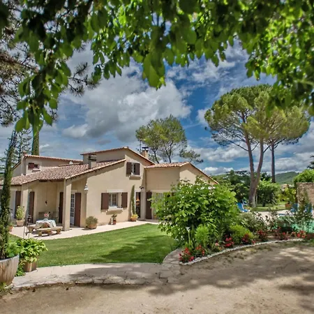 בית נופש Le Grand Liodrey *