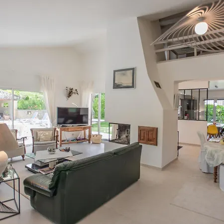 Holiday home Le Grand Liodrey